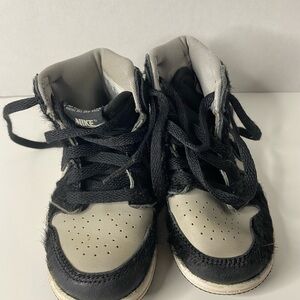 Nike Kids Black and White Sneakers